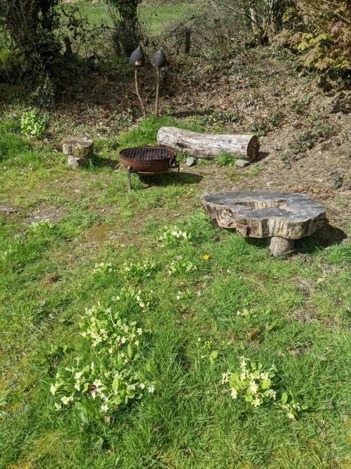 Mydroilin Tranquil 1 Bedroom Cottage 15 Mins Drive To Sea מראה חיצוני תמונה